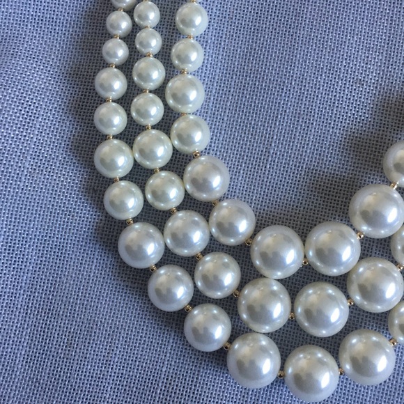 COPY - THREE-ROW COLLAR FAUX PEARLS - Picture 7 of 7